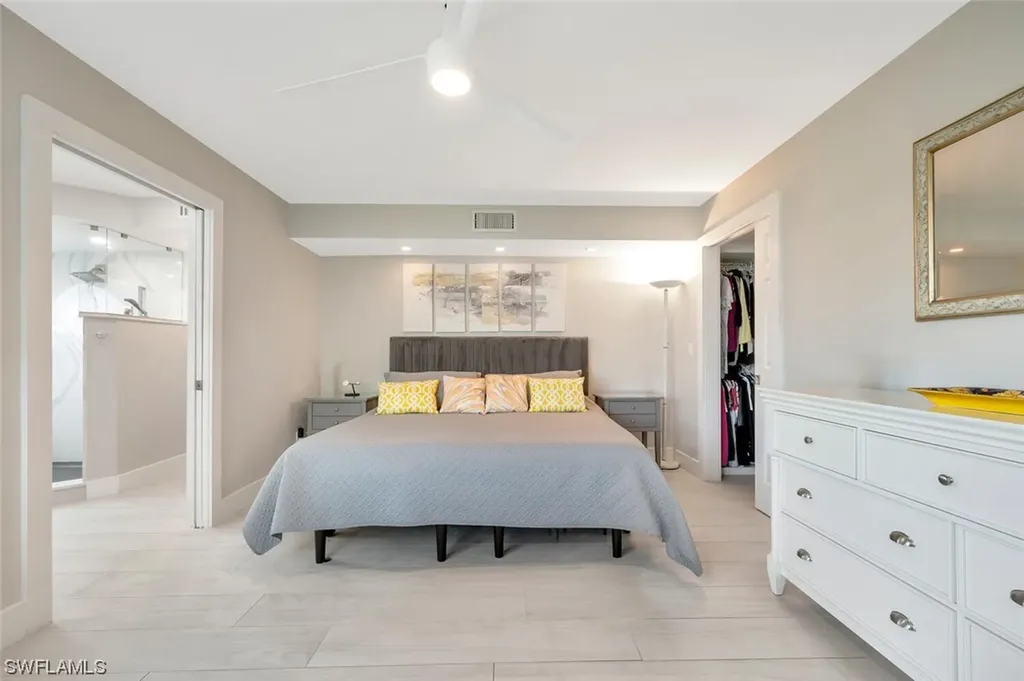 607 Beachwalk Circle Naples FL 34108