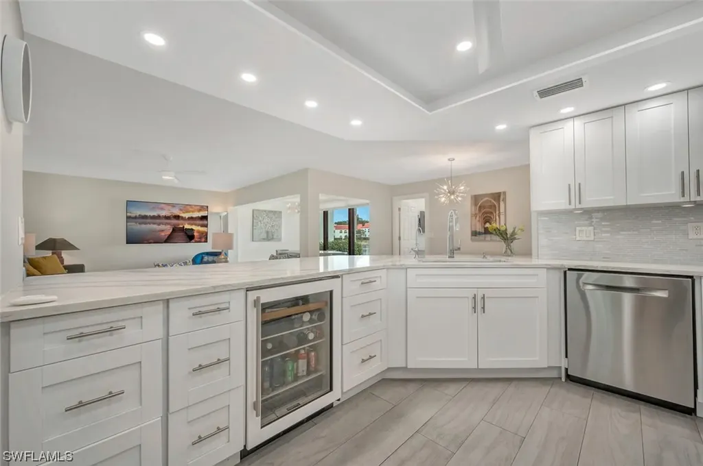607 Beachwalk Circle Naples FL 34108