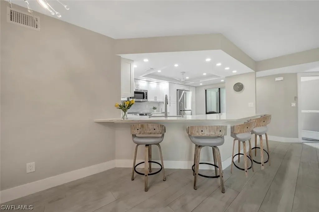 607 Beachwalk Circle Naples FL 34108