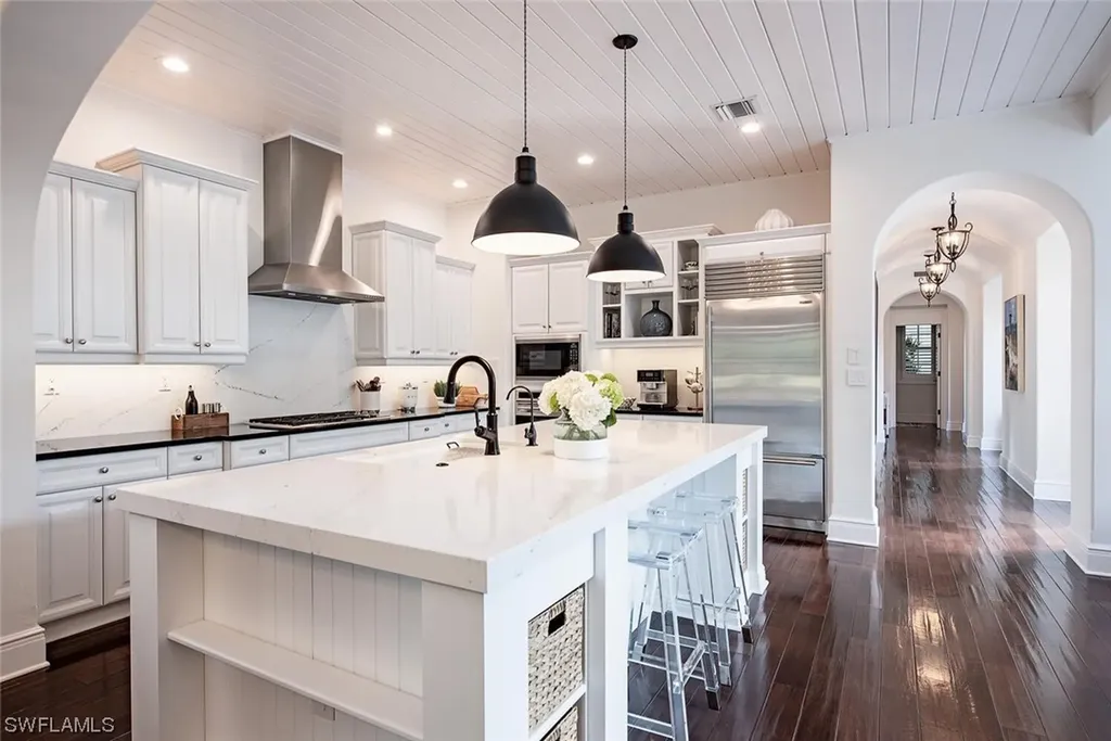 16631 Cortona Lane Naples FL 34110