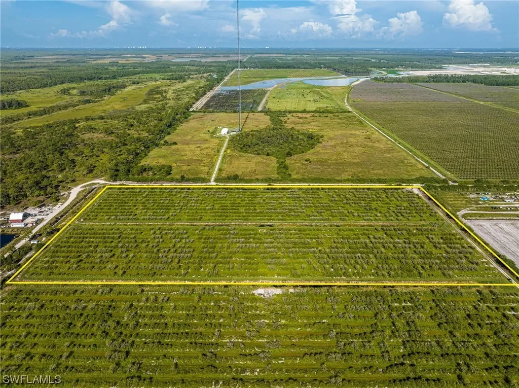 21979 Carter Road Estero FL 33928