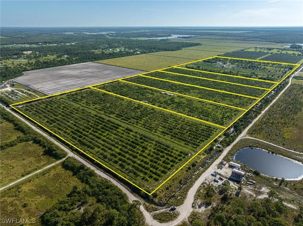 21995 Carter Road Estero FL 33928