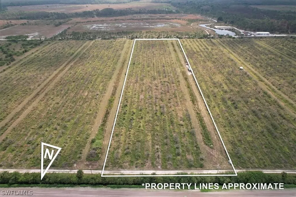21987 Carter Road Estero FL 33928