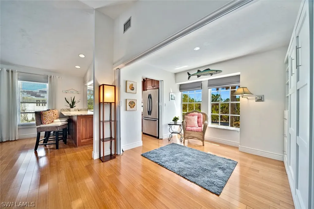 6424 Pine Avenue Sanibel FL 33957