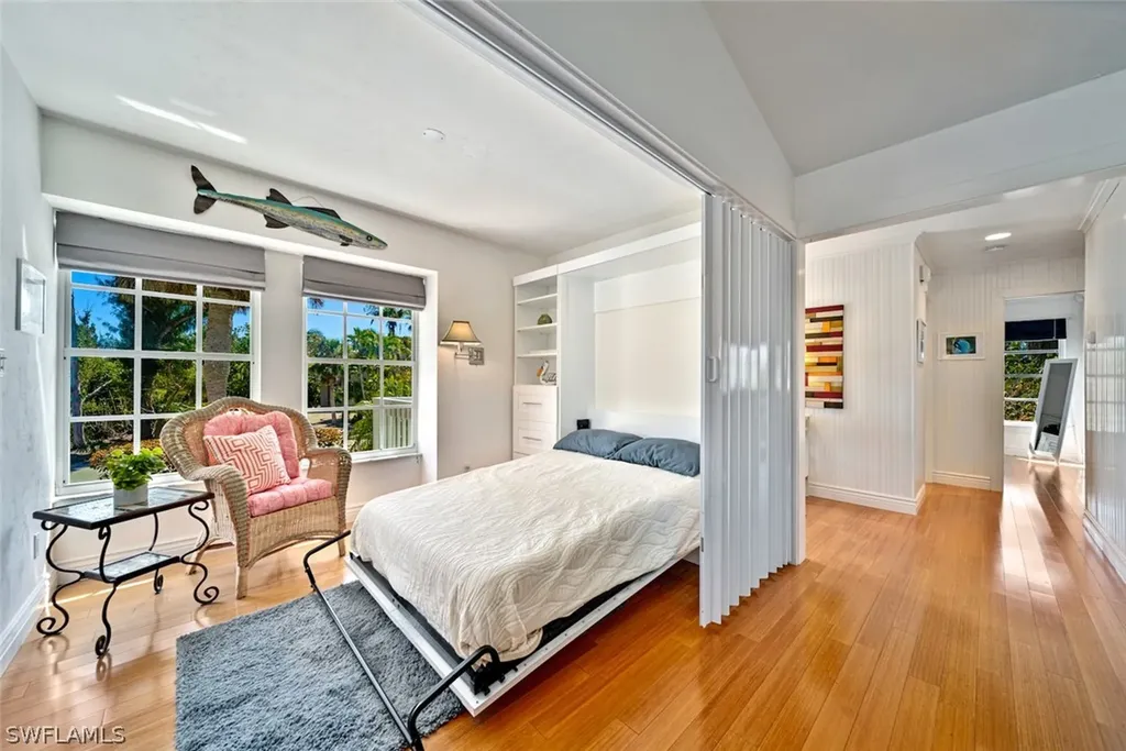 6424 Pine Avenue Sanibel FL 33957