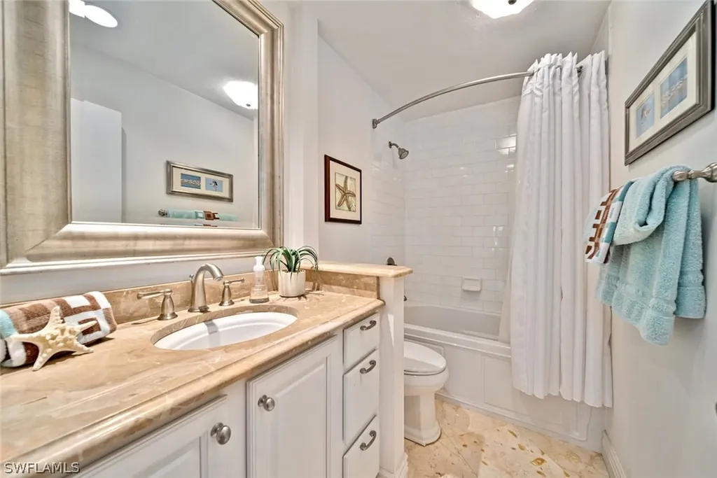 6424 Pine Avenue Sanibel FL 33957