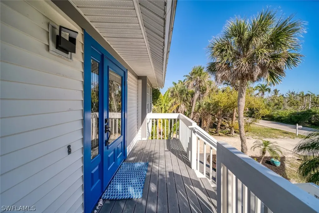 6424 Pine Avenue Sanibel FL 33957