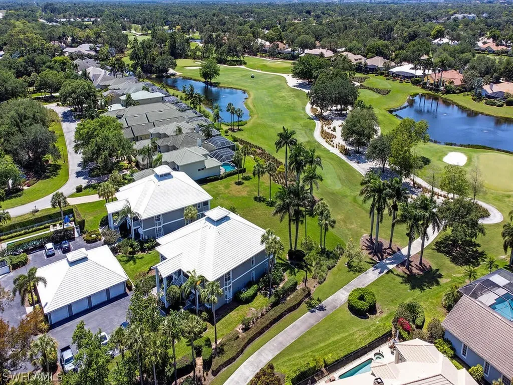 496 Edgemere Way E Naples FL 34105