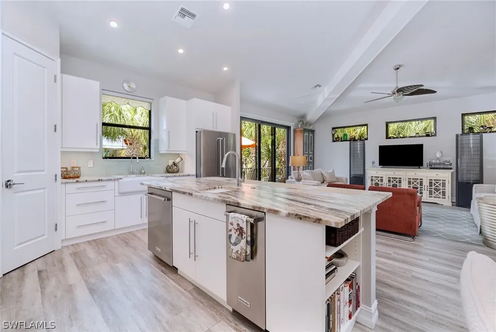 545 Rabbit Road Sanibel FL 33957