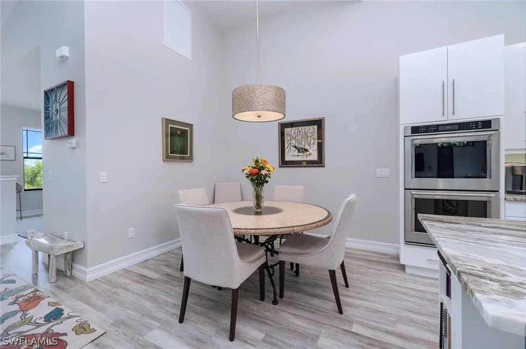 545 Rabbit Road Sanibel FL 33957