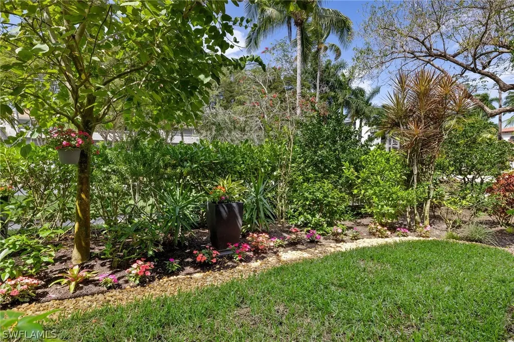 900 8th Avenue S Naples FL 34102