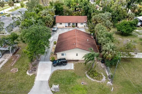 3317 Edgewood Avenue Fort Myers FL 33916