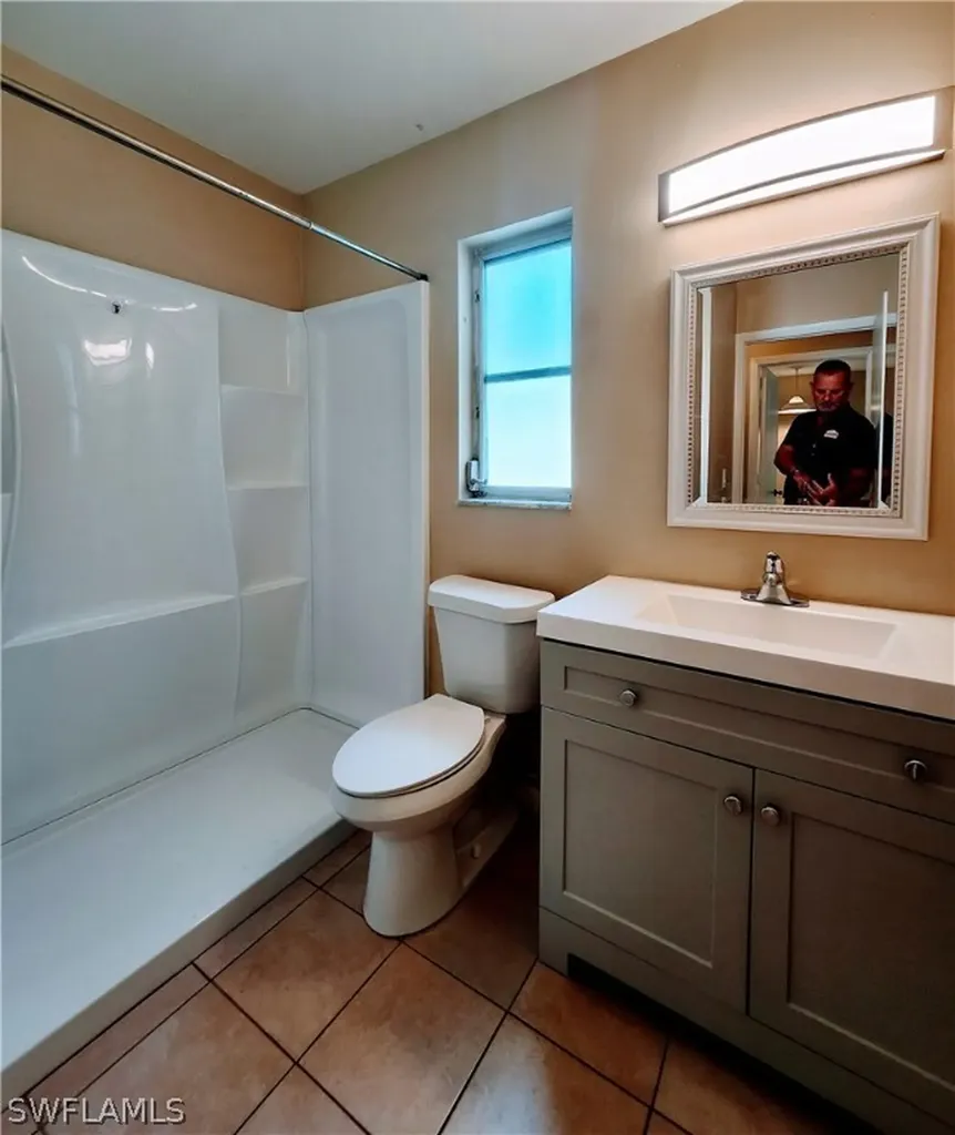 3227-3233 Edgewood Avenue Fort Myers FL 33916