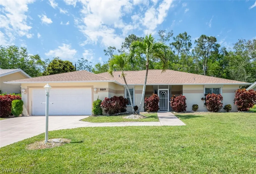 889 Charlemagne Boulevard Naples FL 34112