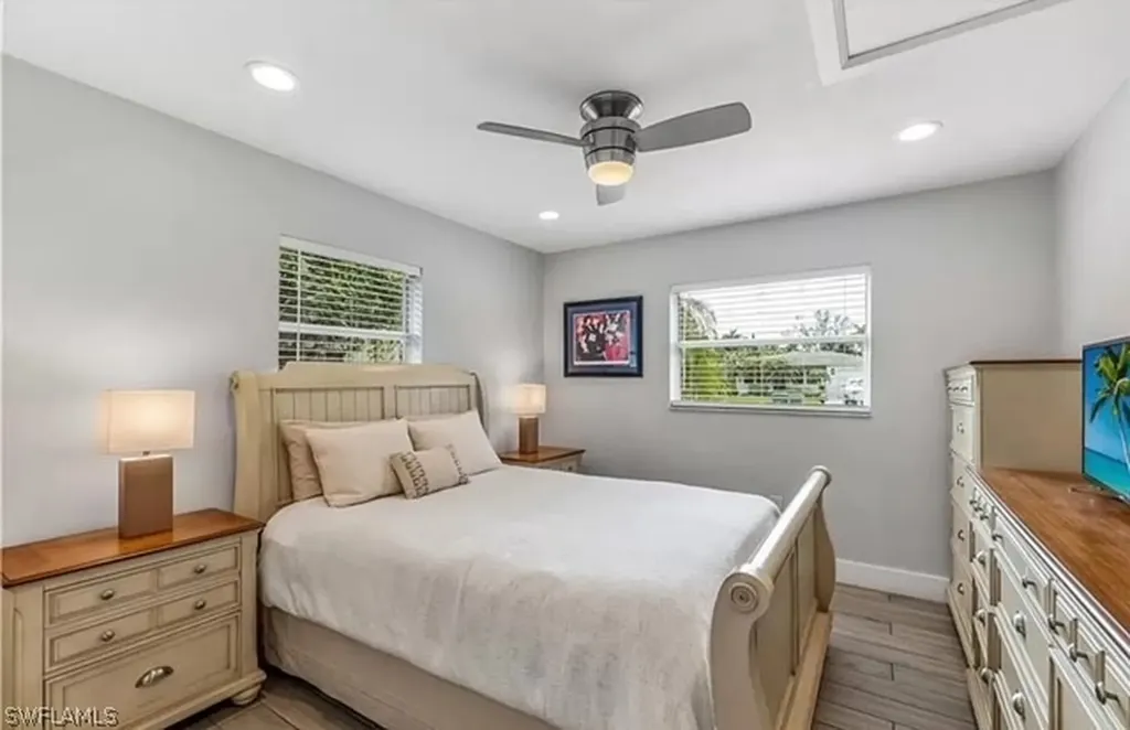 683 102nd Avenue N Naples FL 34108