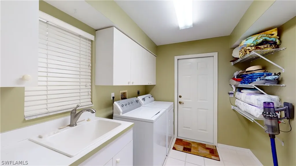 8676 Franchi Boulevard Fort Myers FL 33919