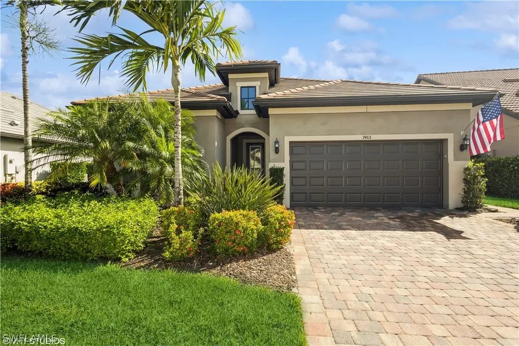 Naples FL, 7465 Winding Cypress Drive