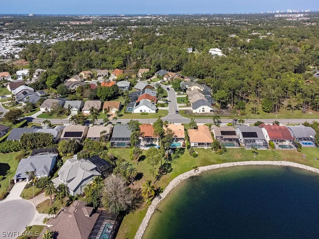 702 Lambton Lane Naples FL 34104