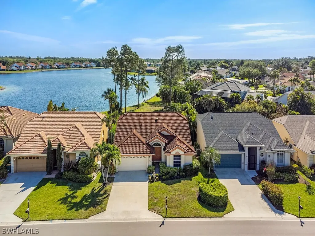 702 Lambton Lane Naples FL 34104