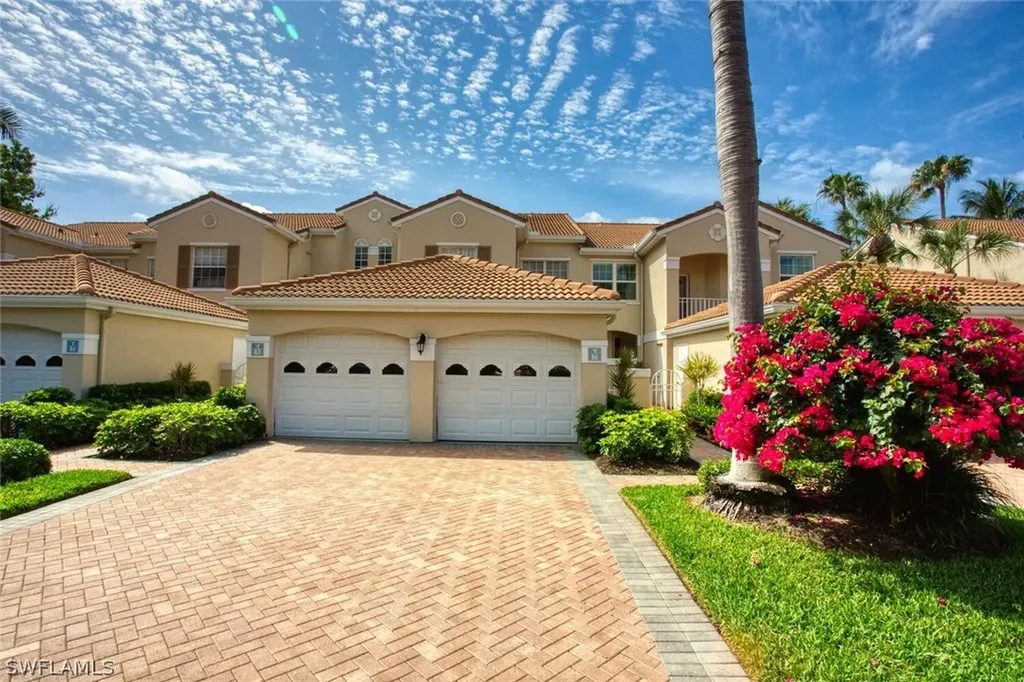 8365 Excalibur Circle Naples FL 34108
