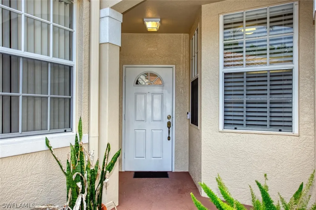 8365 Excalibur Circle Naples FL 34108
