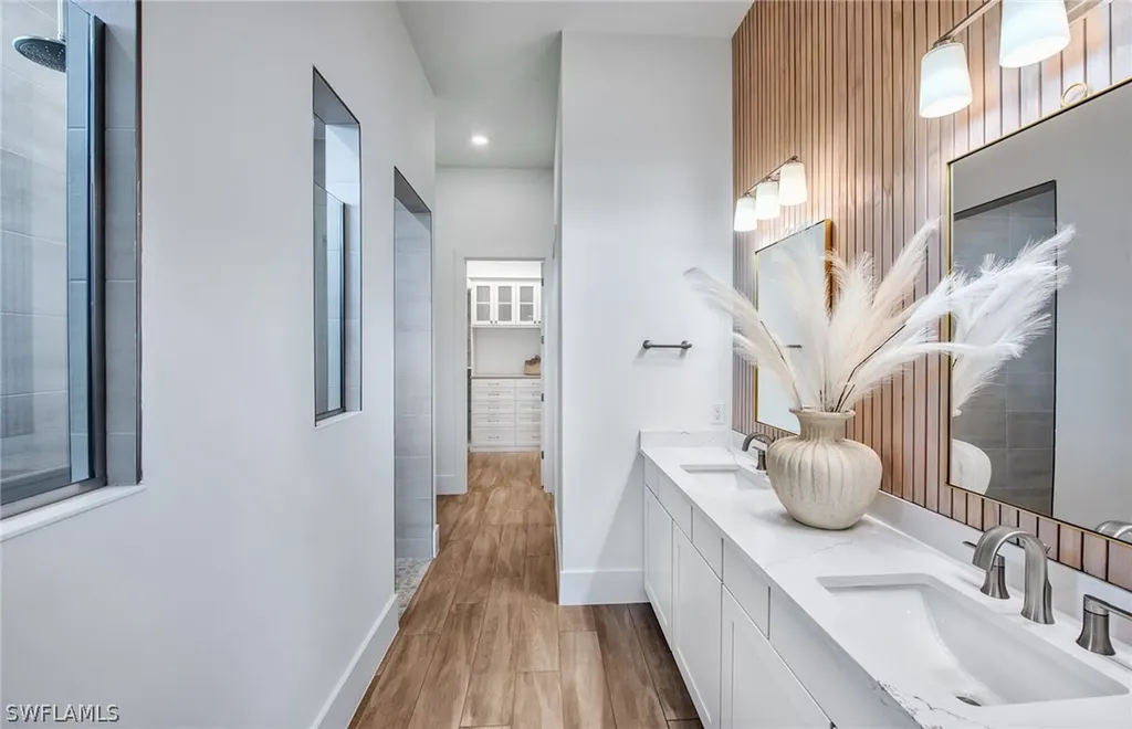 9589 Caymas Terrace Naples FL 34114
