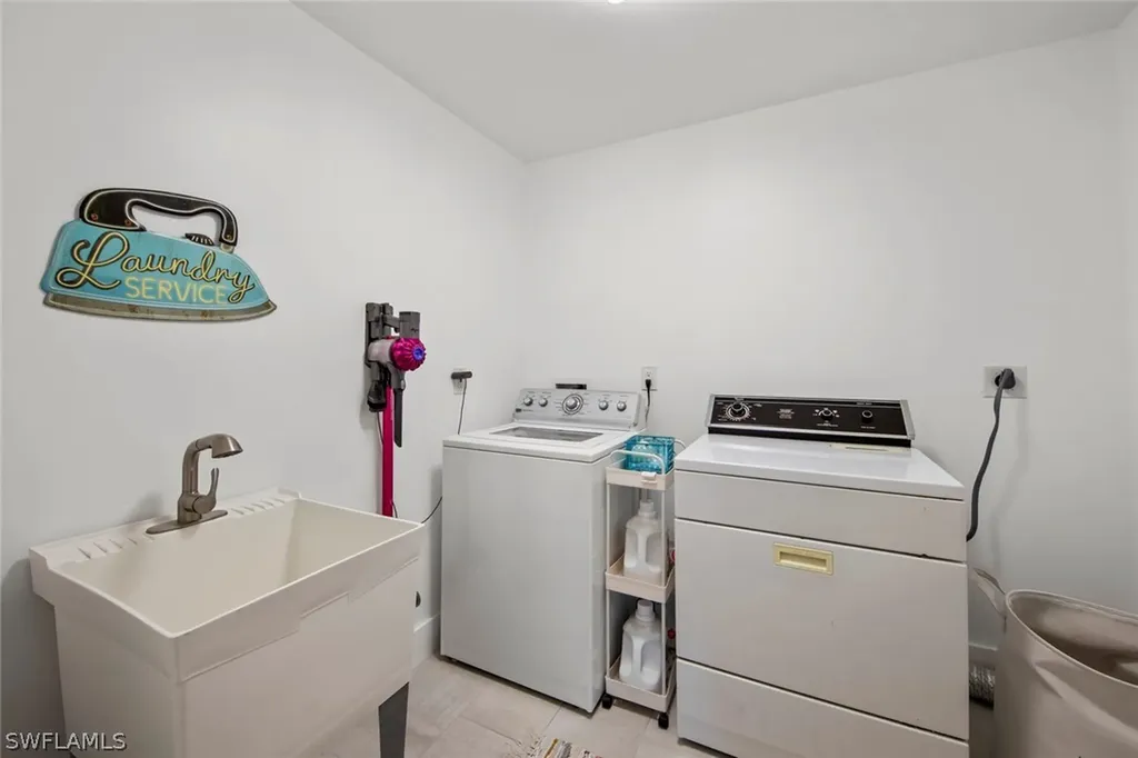 18211 Old Pelican Bay Drive Fort Myers Beach FL 33931