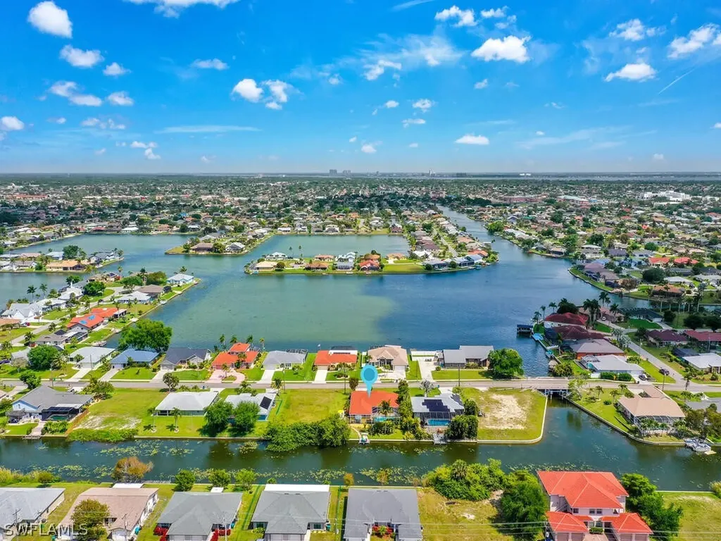 218 SE 8th Place Cape Coral FL 33990