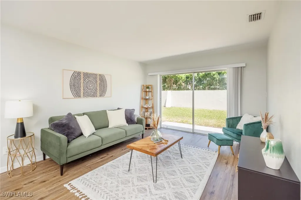 97 Bennington Drive Fort Myers FL 33919