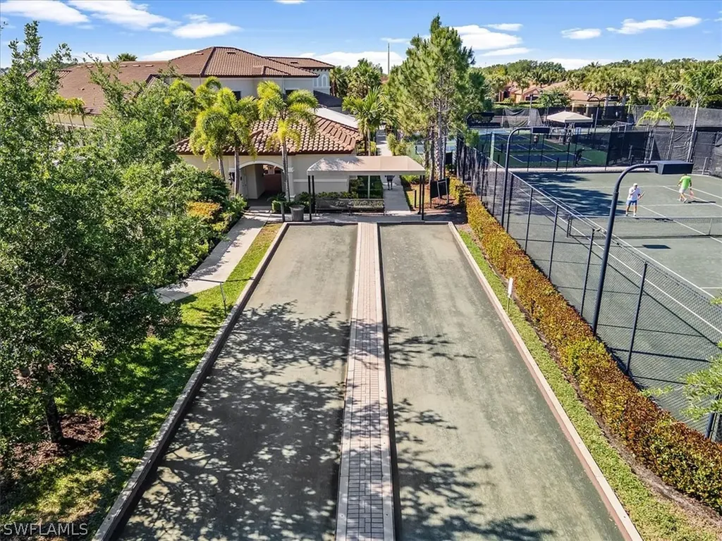 13504 Mandarin Circle Naples FL 34109