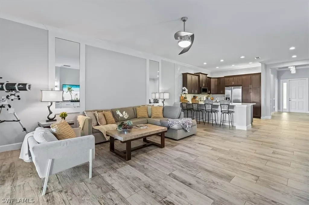 13504 Mandarin Circle Naples FL 34109