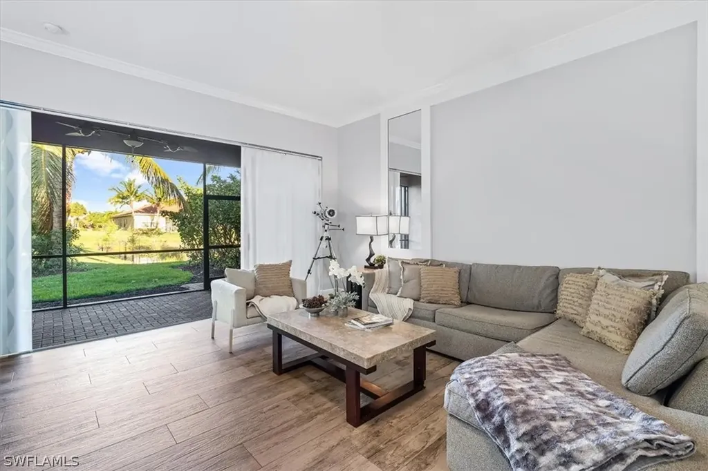13504 Mandarin Circle Naples FL 34109