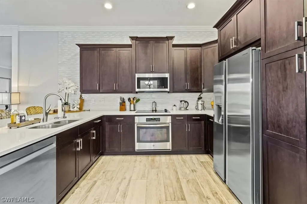 13504 Mandarin Circle Naples FL 34109