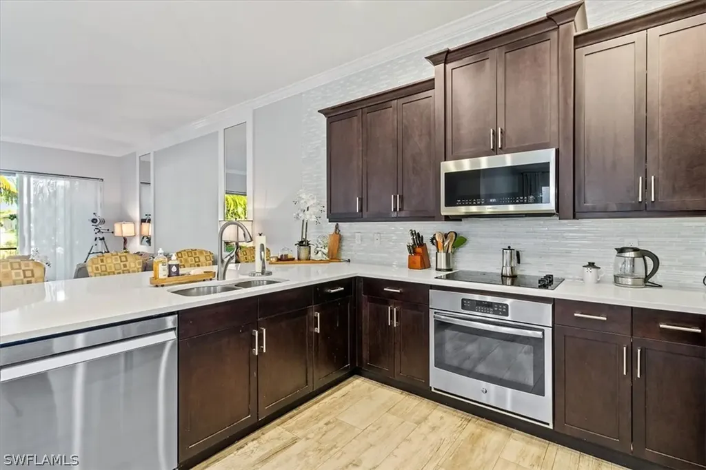 13504 Mandarin Circle Naples FL 34109