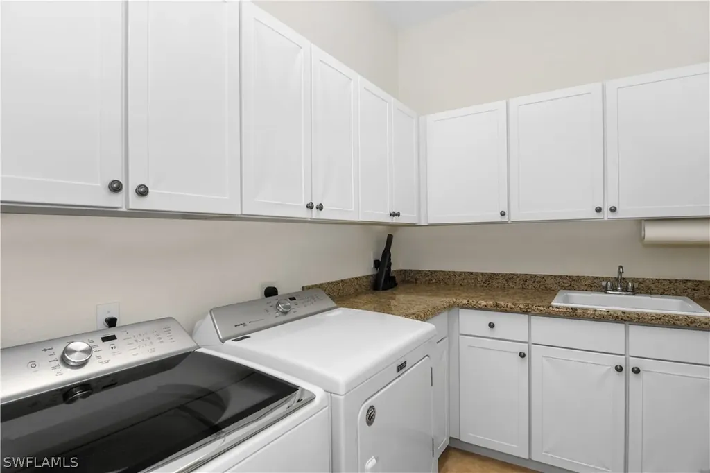 9309 Woodhurst Drive Naples FL 34120