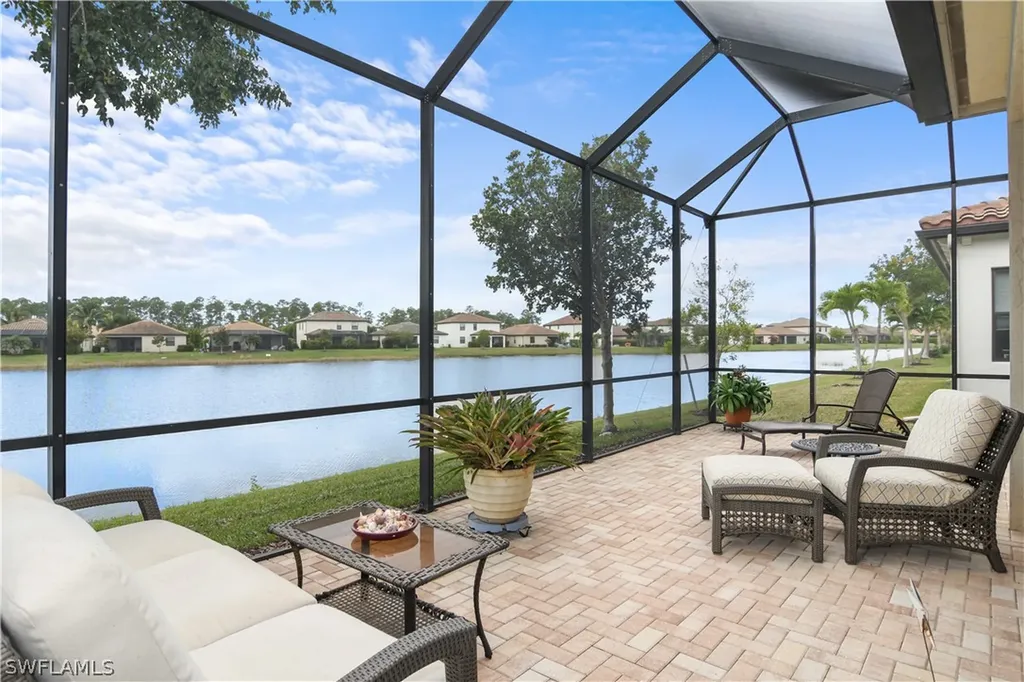 9309 Woodhurst Drive Naples FL 34120