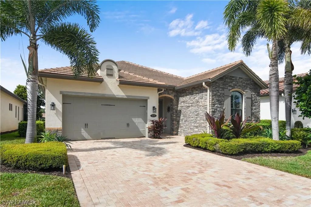 9309 Woodhurst Drive Naples FL 34120