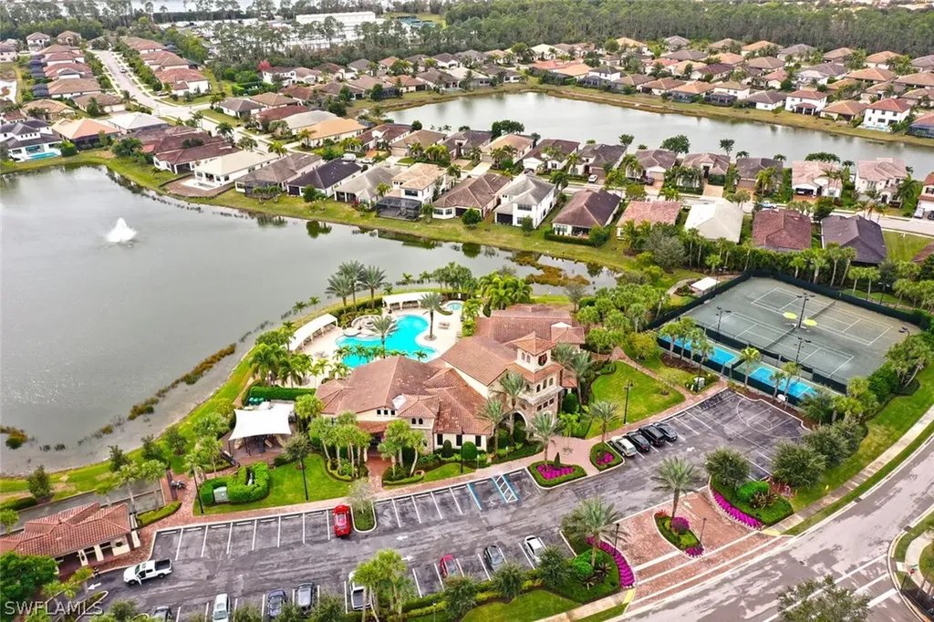 9309 Woodhurst Drive Naples FL 34120
