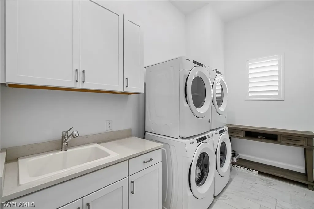 16226 Verilyn Circle Naples FL 34110