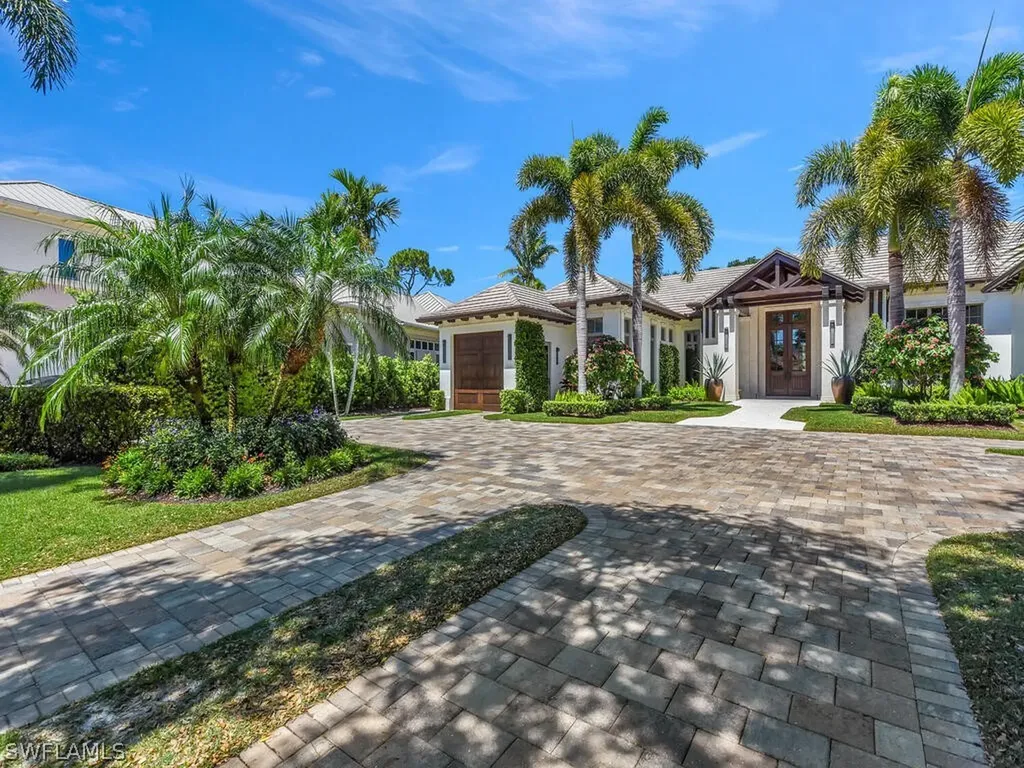 705 Bobwhite Lane Naples FL 34108