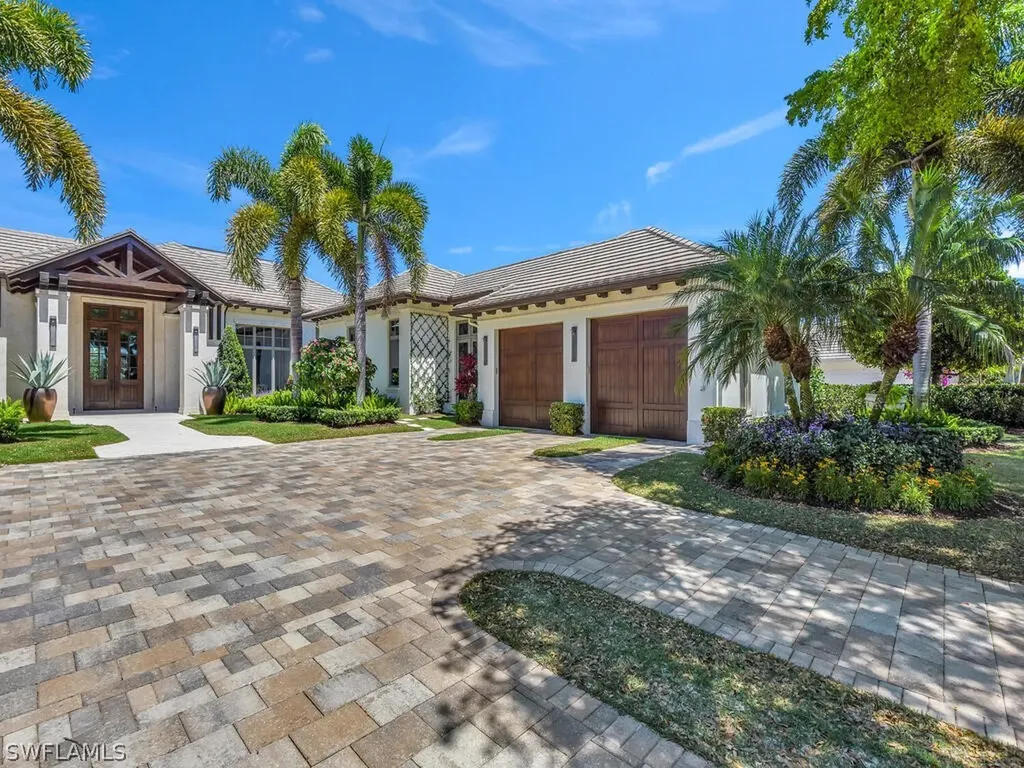 705 Bobwhite Lane Naples FL 34108