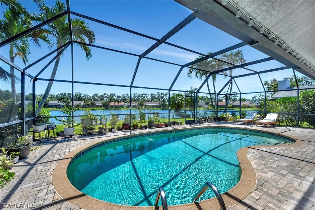 1360 Monarch Circle Naples FL 34116