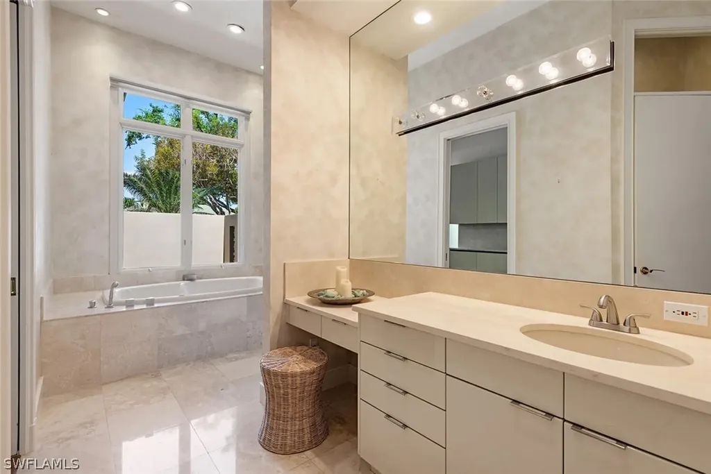 3451 Creekview Drive Bonita Springs FL 34134