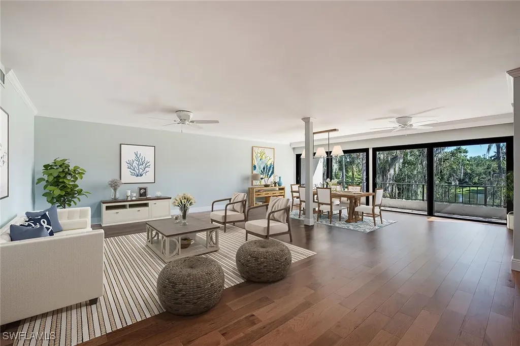 Naples FL, 103 Clubhouse Lane, Unit B-384