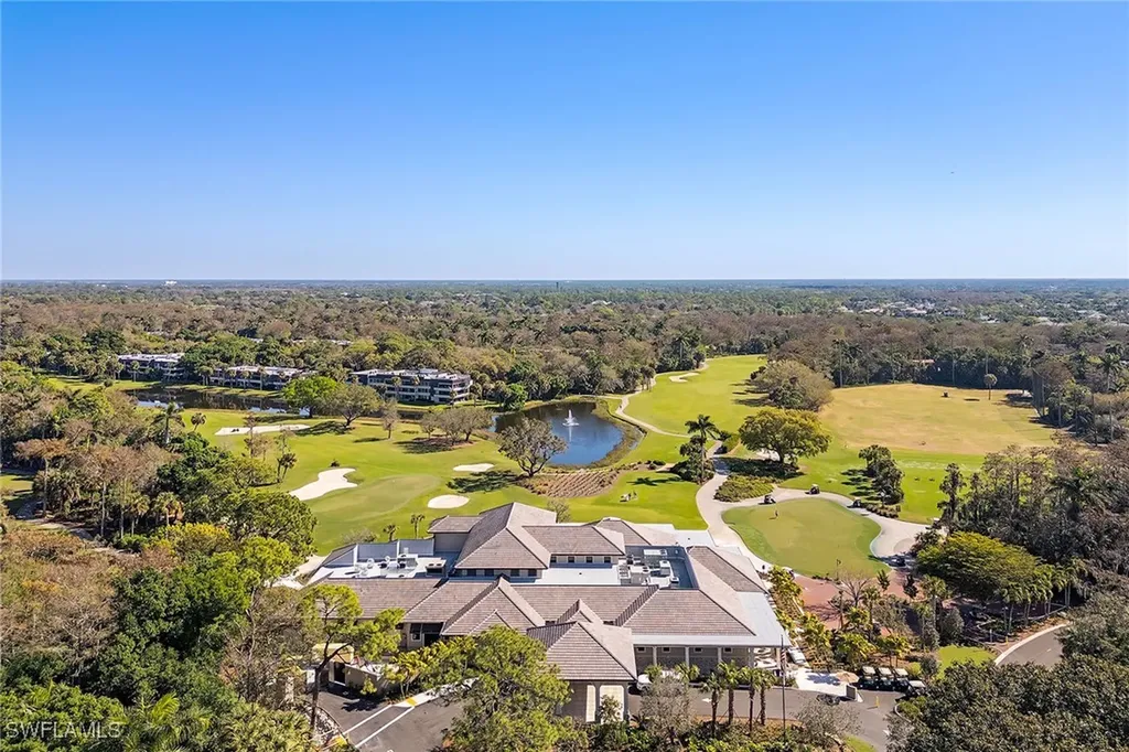 103 Clubhouse Lane Naples FL 34105