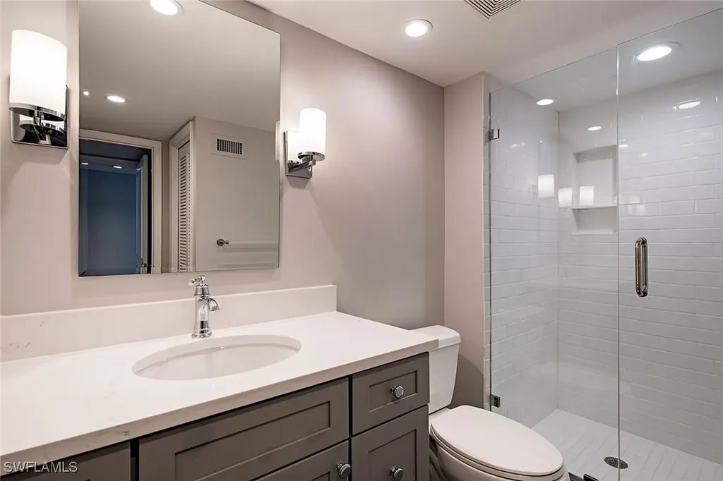 103 Clubhouse Lane Naples FL 34105