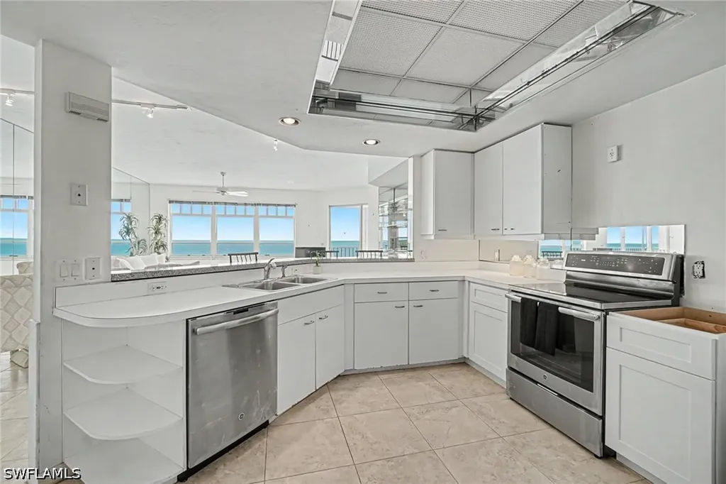 257 Barefoot Beach Boulevard #602 Bonita Springs FL 34134