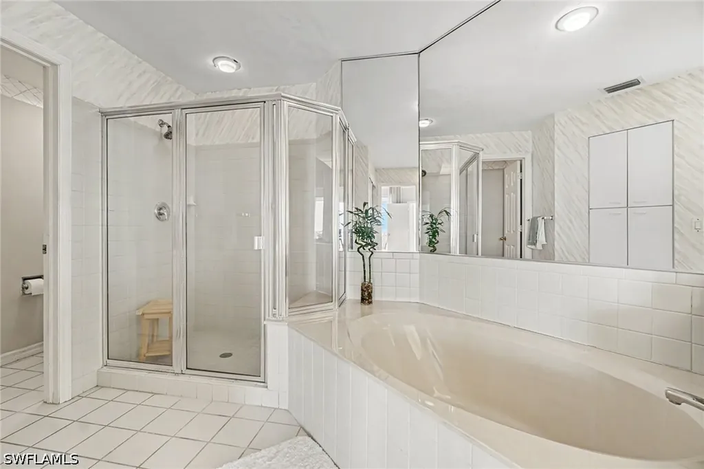 257 Barefoot Beach Boulevard #602 Bonita Springs FL 34134