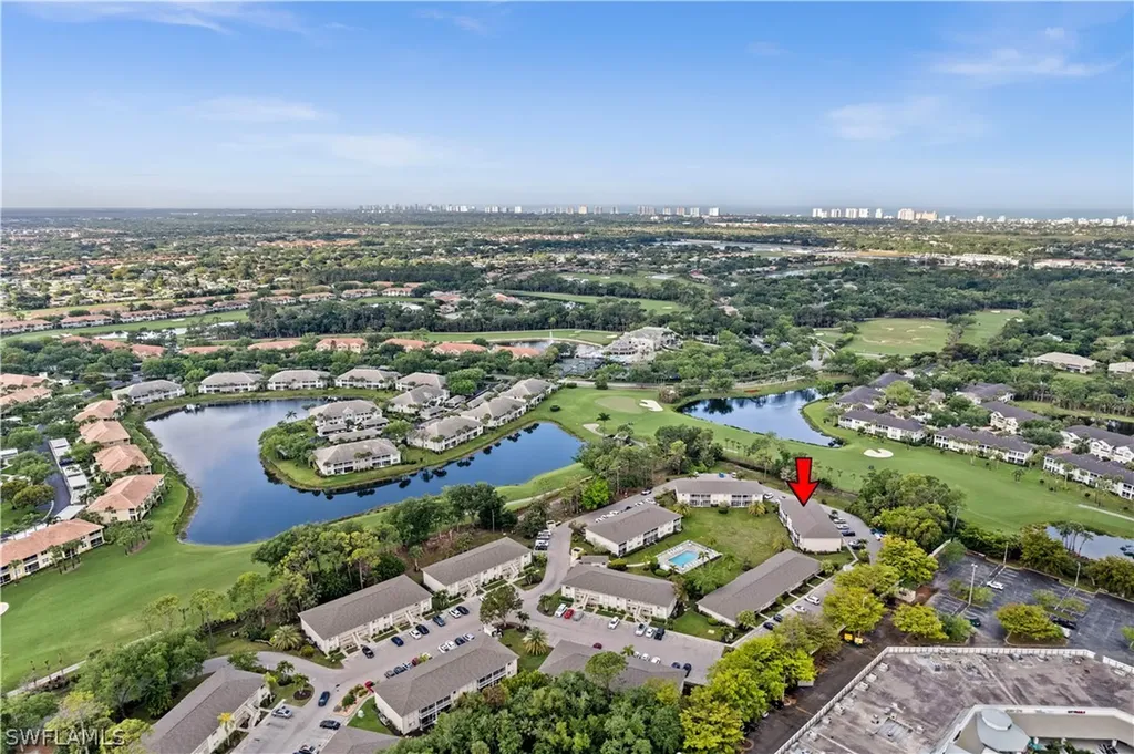 Naples FL, 2330 Naples Trace Circle, Unit 9-904