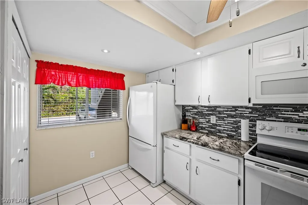 2330 Naples Trace Circle Naples FL 34109